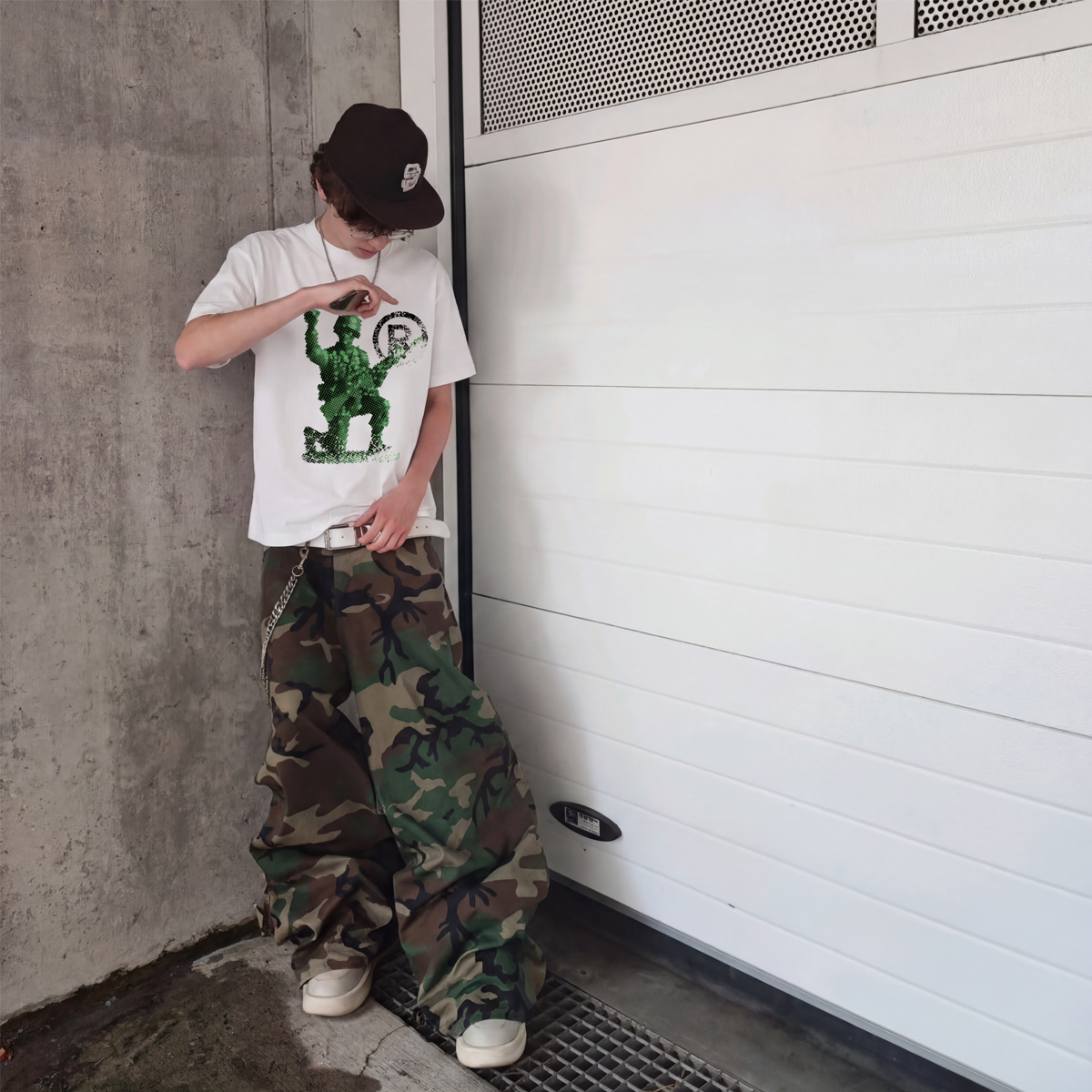 Deployed Streetwear Tee Y2k T-Shirt White Boxy Cropped 250GSM Summer Short Sleeve Crew Neck